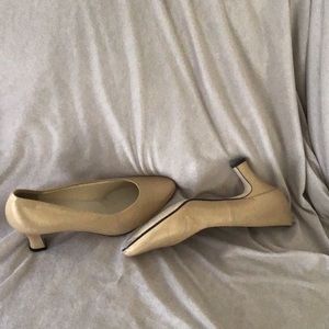 Light gold 2 inch heels